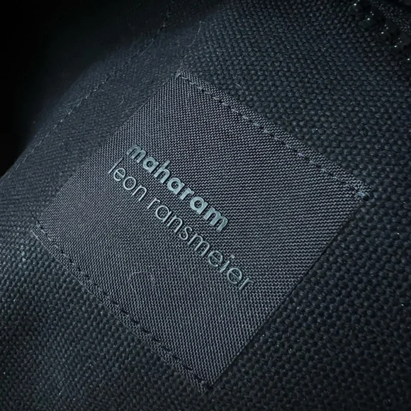 Maharam A-Pack by Leon Ransmeier - Picture 3 of 8